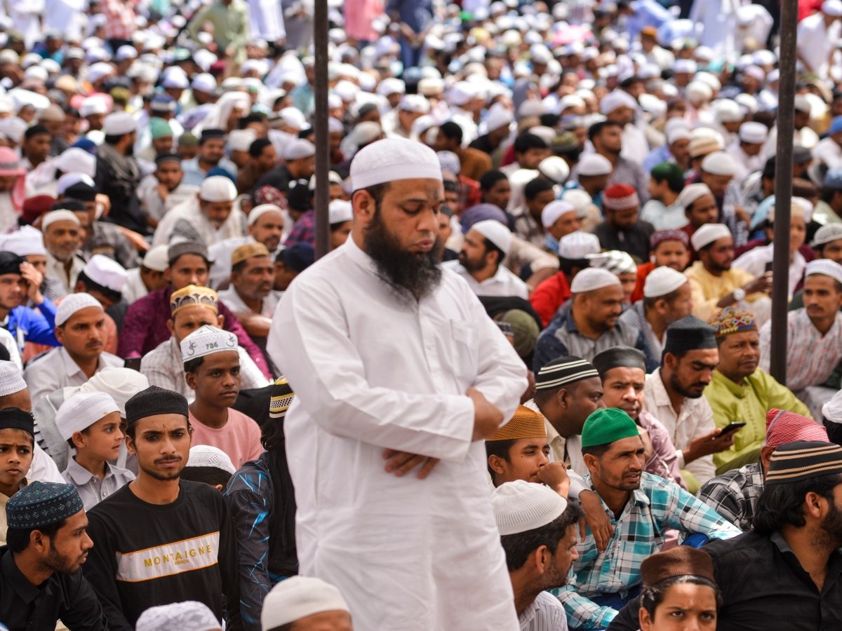 Uttar Pradesh Bans Namaz on Roads During Alvida Jumma ...
