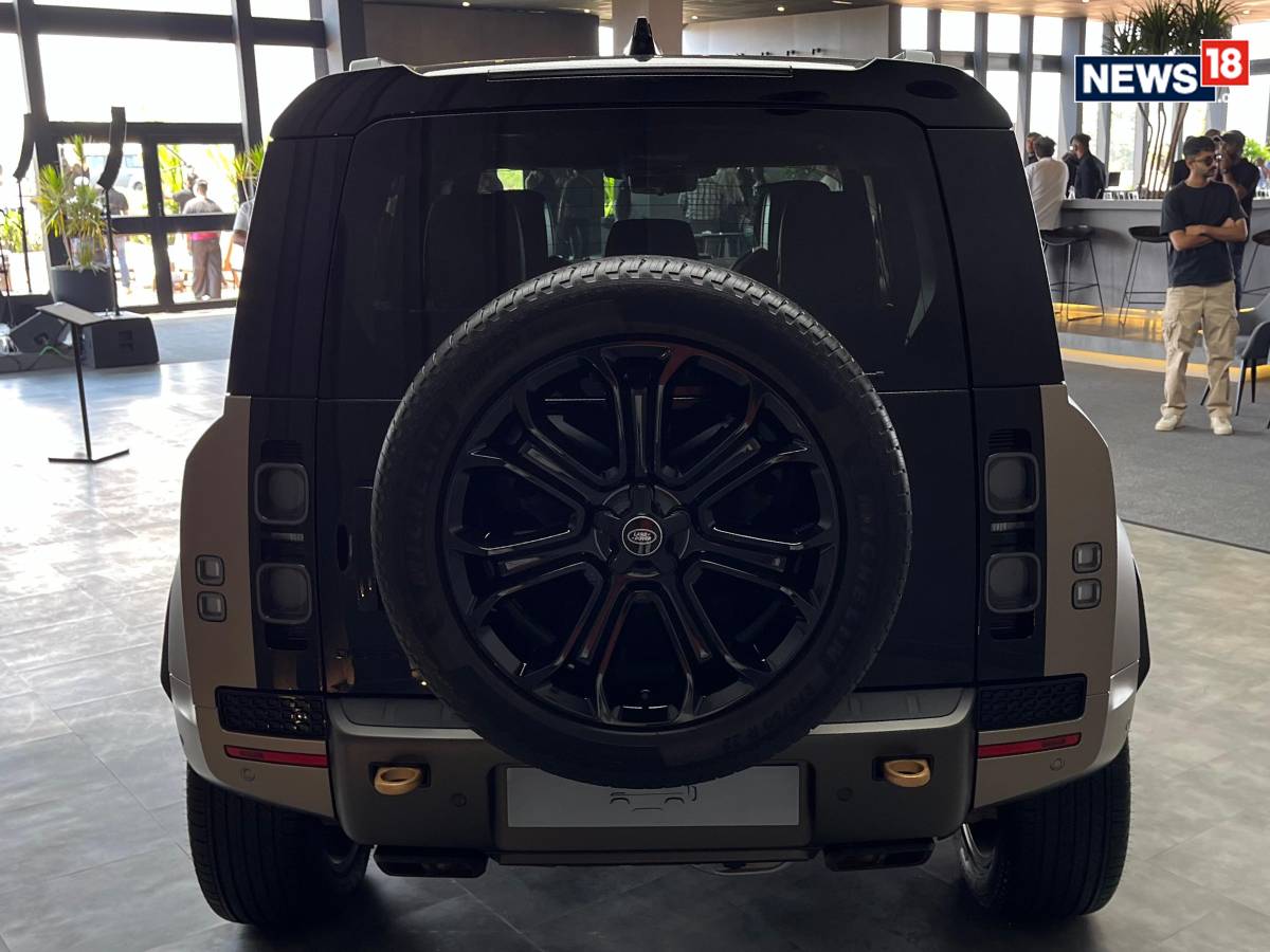 Defender Octa. (Photo: Shahrukh Shah/ News18) Defender Octa. (Photo: Shahrukh Shah/ News18)