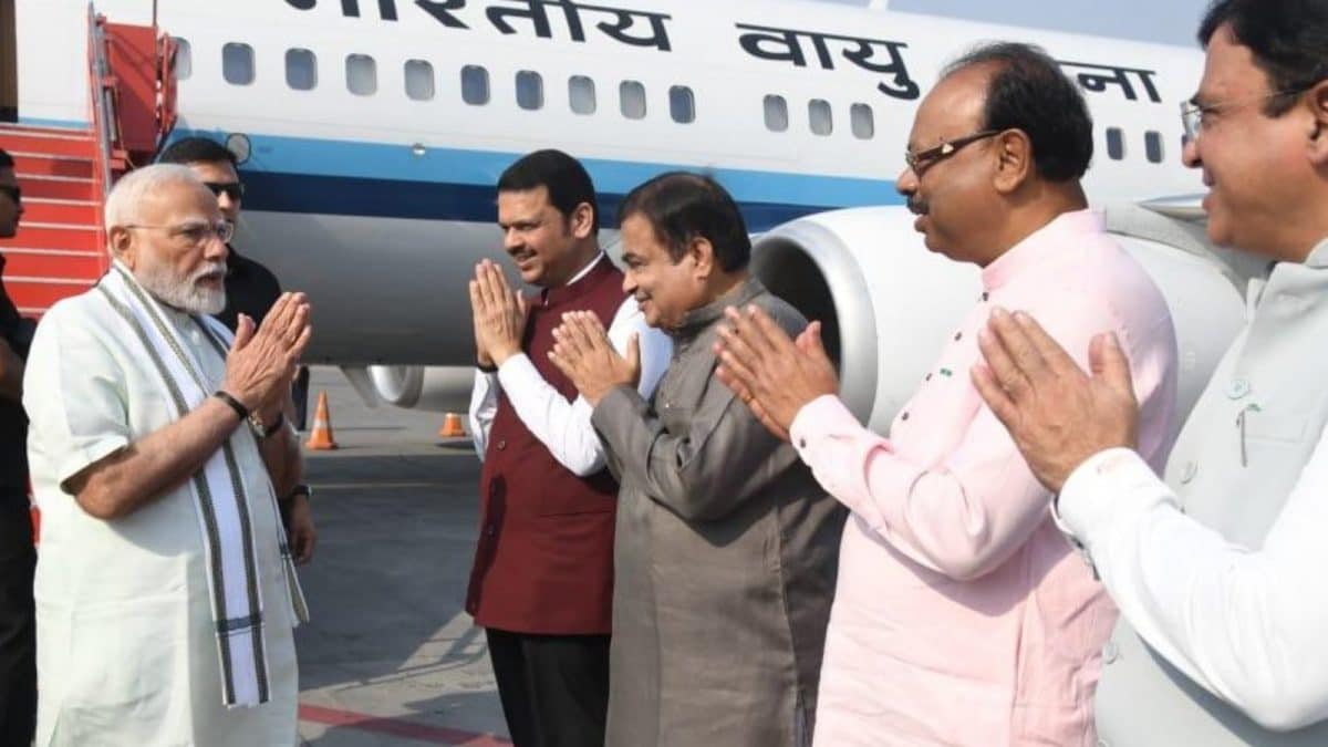 PM Modi Arrives In Nagpur To Visit RSS Founder’s Memorial, Pay Homage To Ambedkar | Key Points