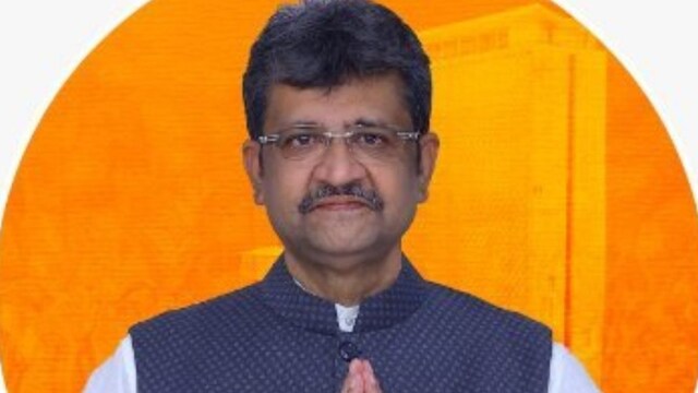  X/@ParagShahBJP) 