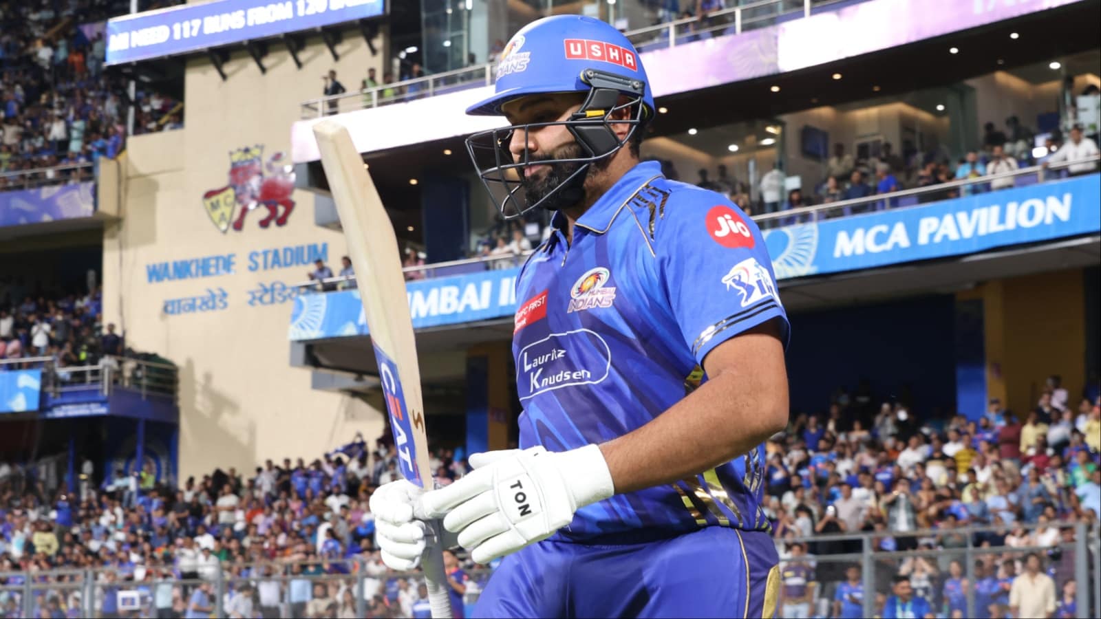 We Will Be Singing His Praises': Kieron Pollard Strongly Defends Rohit  Sharma Amid IPL 2025 Struggles - News18