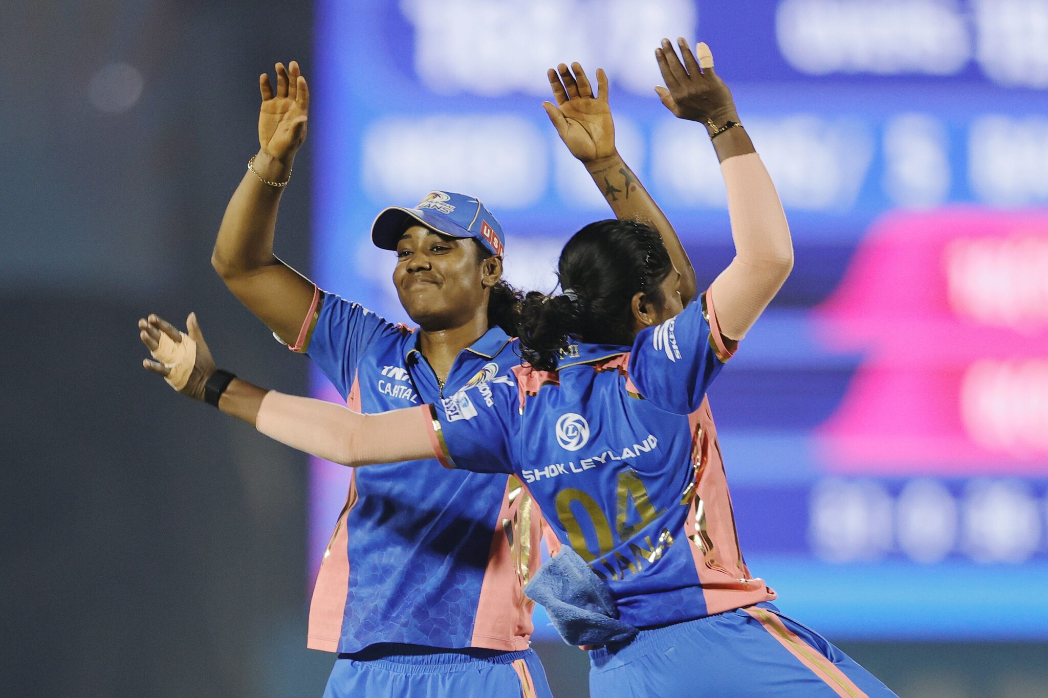 MI Vs GG, WPL 2025 In Pictures: Amelia Kerr, Harmanpreet Kaur Lead MI ...