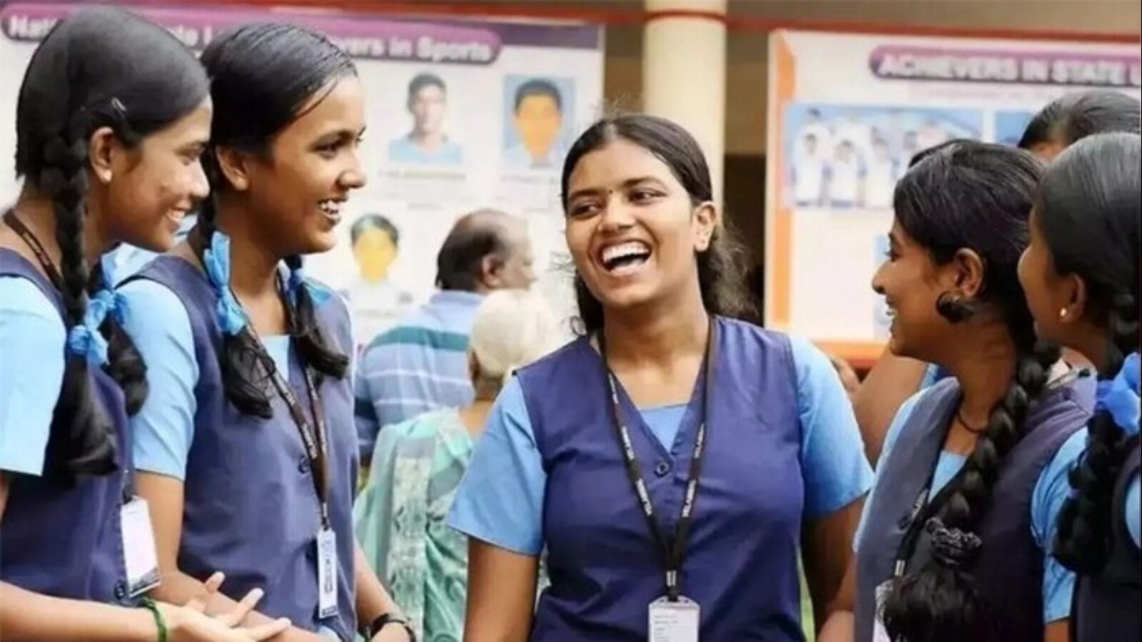 Junior colleges will have a slightly shorter break. Their Dussehra holidays are from September 28 to October 5, an 8 day vacation. All junior colleges will reopen on October 6.