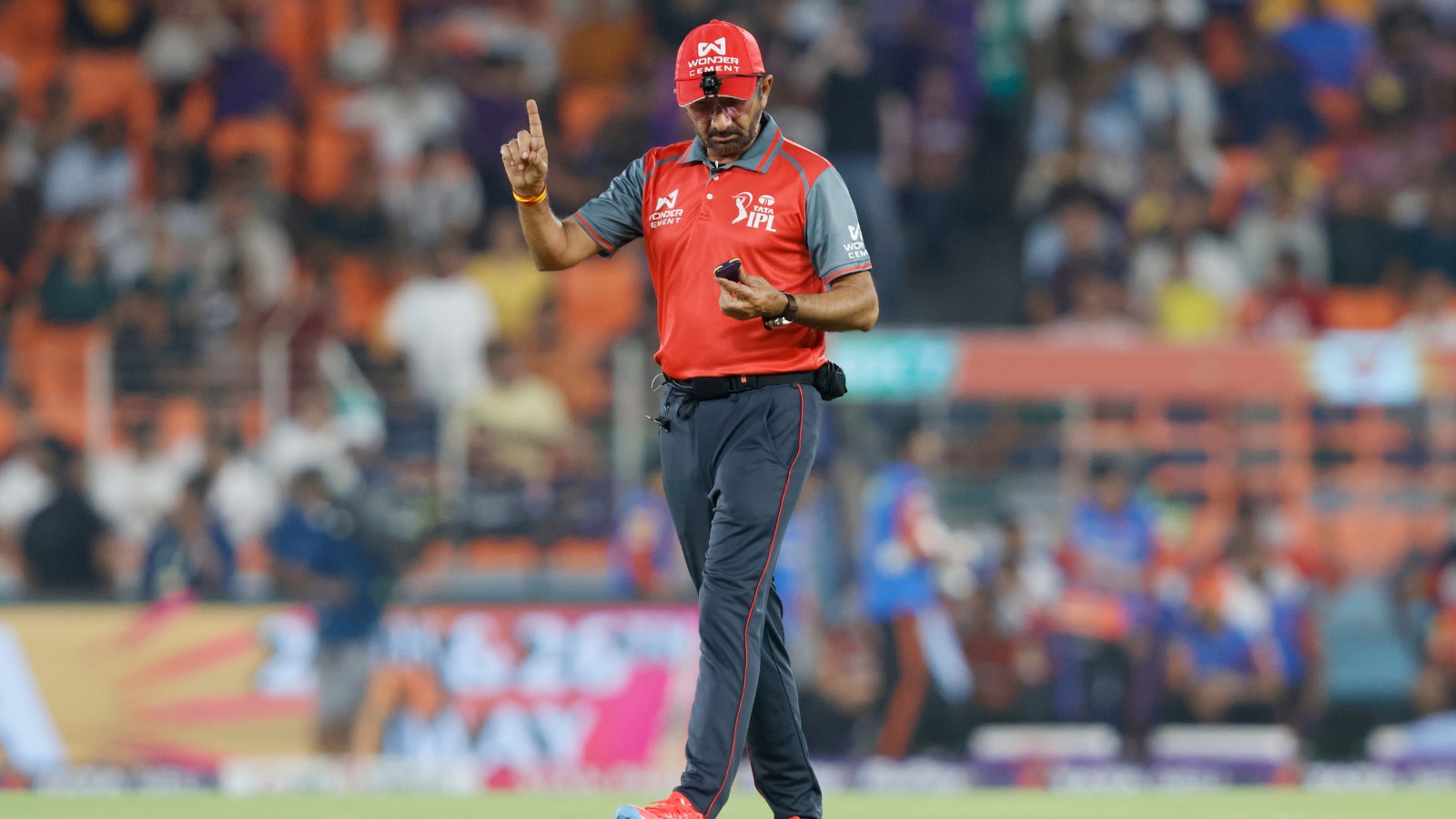 Anil Chaudhary is an experienced umpire who has officiated in the IPL and international matches. (Image: Sportzpics)