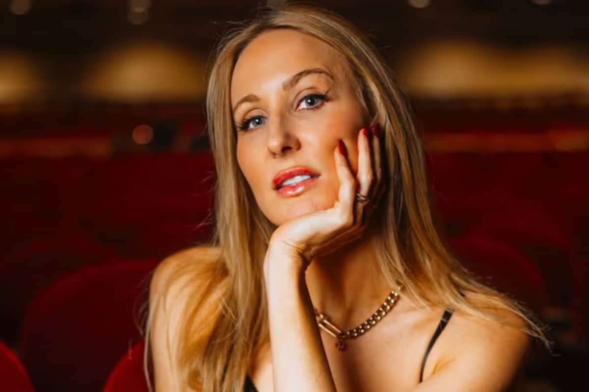 Comedian Nikki Glaser To Host Golden Globes Again, Jokes About The White Lotus Casting