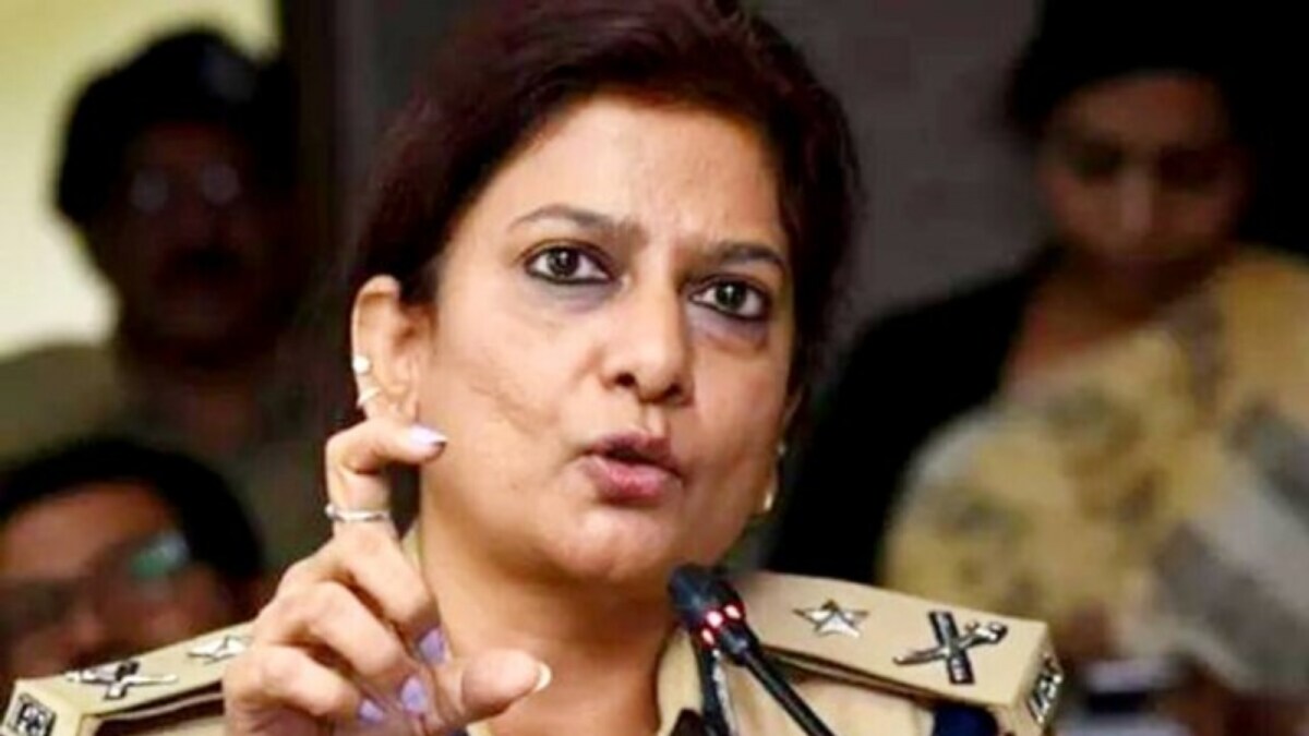 'Smear Campaign': CRPF First Woman Srinagar IG Accused Of Hawala, Shell ...