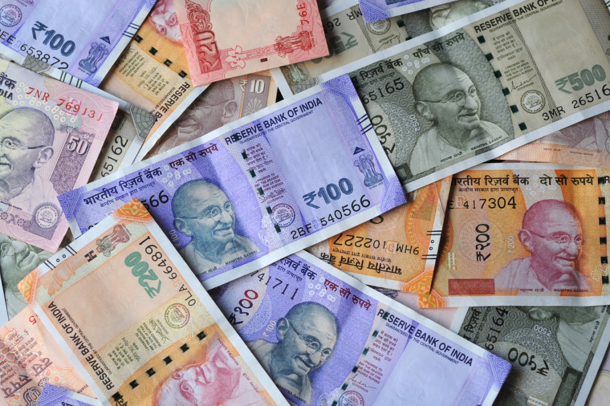 Which Indian Prime Minister Decided To Secretly Print Currency Abroad?