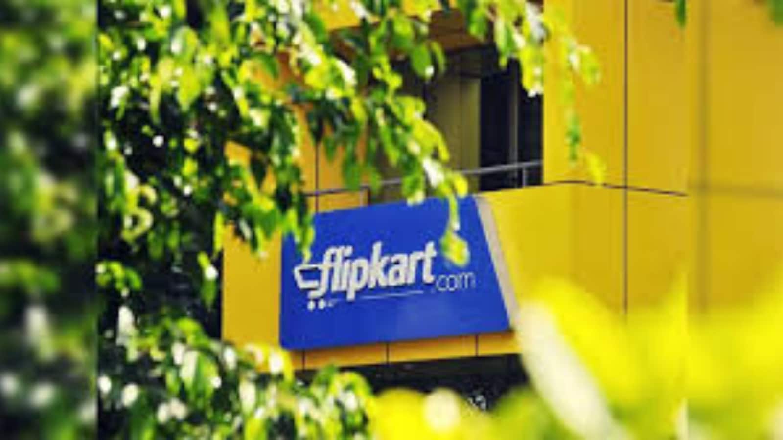 Flipkart Plus and Black Members will get an early access starting September 22. Flipkart Plus and Black Members will get an early access starting September 22.