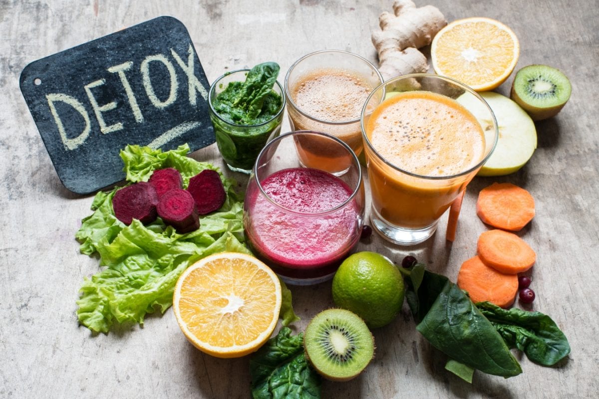 Holi 2025: Best Drinks And Foods To Detox Your System After The Festivities