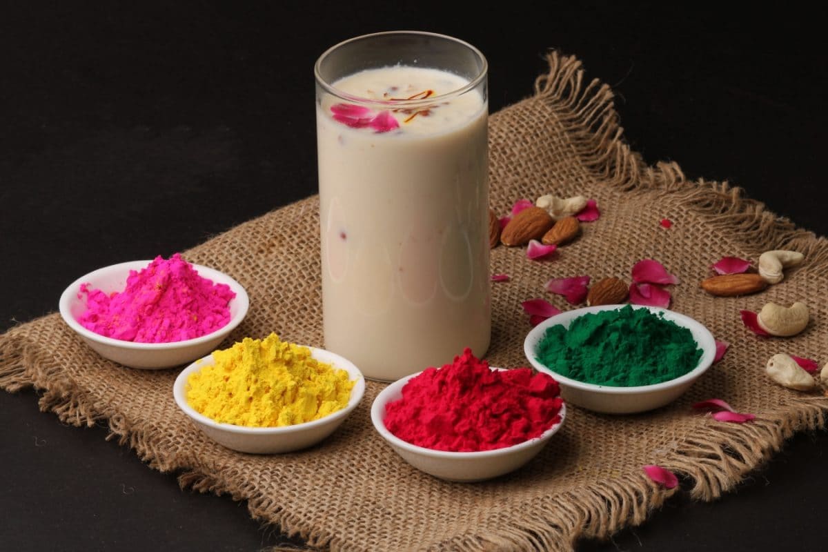 Holi 2025: Bhang Thandai Vs Classic Thandai - What’s The Difference And How To Make Them?