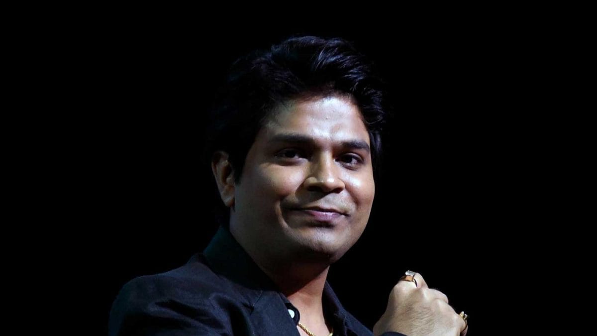 Ankit Tiwari Birthday Bash Was Indeed A Star-Studded Affair, See For Yourself