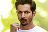 We Are In Awe Of Harshvardhan Rane's Sweet Gesture As He Clicks Photos With Fans