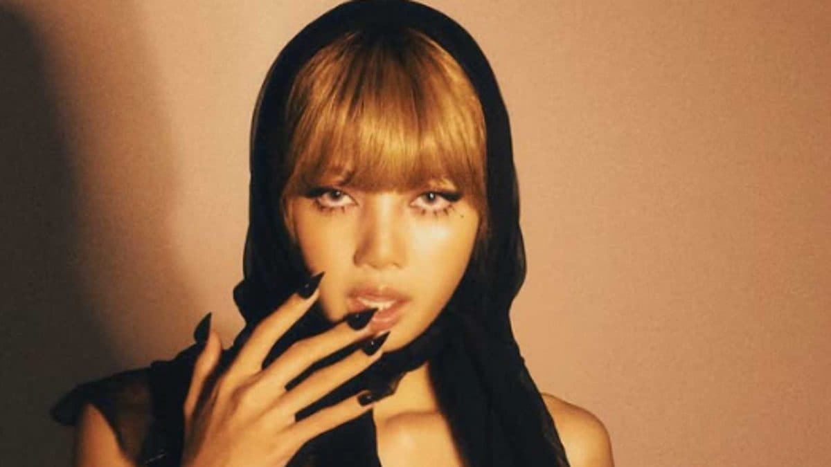 BLACKPINK Lisa's Song Dream Leaves Fans Wondering 'What Happened