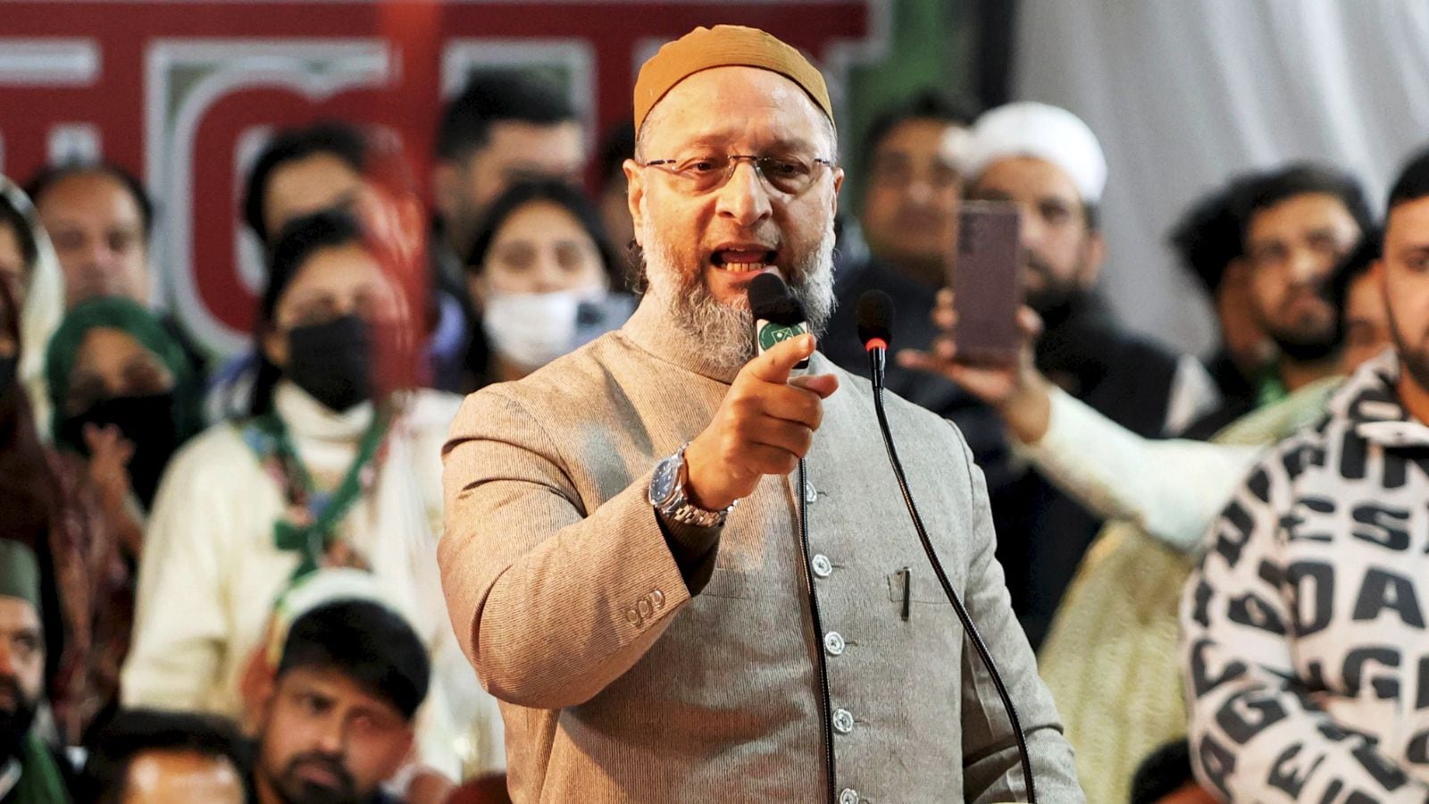 Asaduddin Owaisi's ‘Nakam’ Dig At Opposition: ‘BJP Keeps Winning Elections Because…’- News18