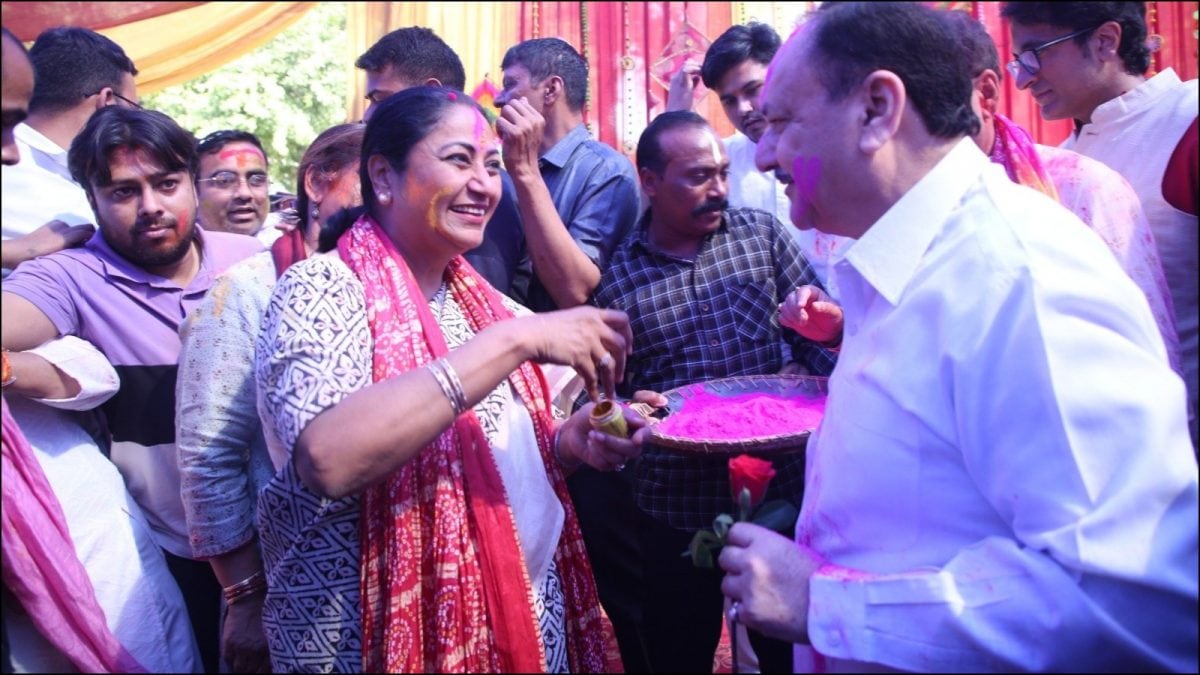 Happy Holi 2025 LIVE: Delhi CM Urges Everyone To Celebrate In Safe, Environmentally Sensitive Manner