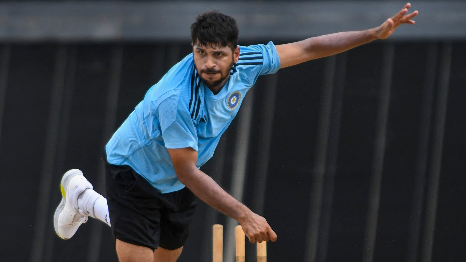 shardul thakur lsg contract rs 2 crore ipl 2025 injury replacement shardul thakur lsg contract rs 2 crore ipl 2025 injury replacement