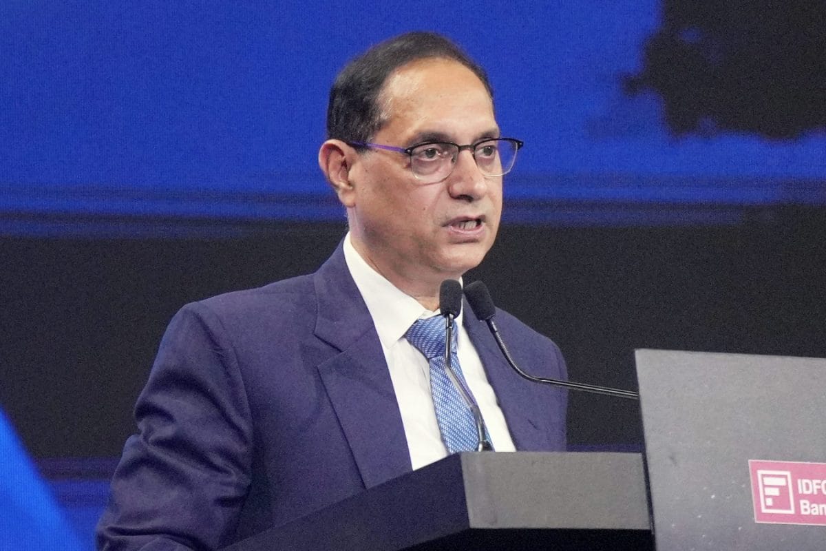 No Aptitude Test For Retailers In F&O Trade, Says Sebi Chief