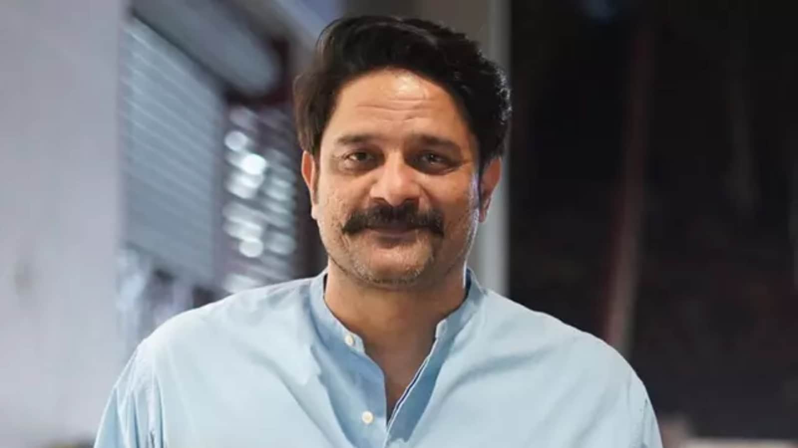 Jaideep Ahlawat Thanks Directors And Writers As He Wins Big At News18 Showsha Reel Awards Jaideep Ahlawat Thanks Directors And Writers As He Wins Big At News18 Showsha Reel Awards