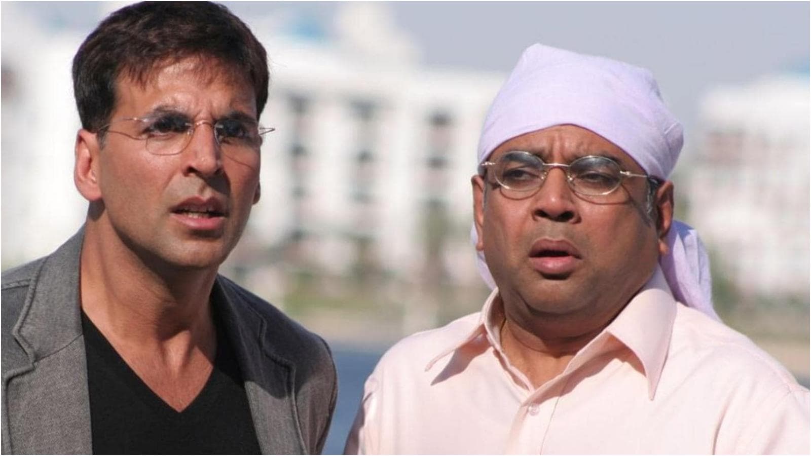 Akshay Kumar Is Not A 'Friend', Says Paresh Rawal: 'Film Industry Mein  Colleagues Hote Hain…' - News18