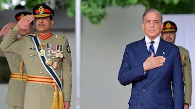 Several commentators mocked frequent high-level travel between Islamabad and Washington, with critics on social media likening the trips to “rickshaw-style shuttling”, undertaken more for political survival than national interest. (PTI)