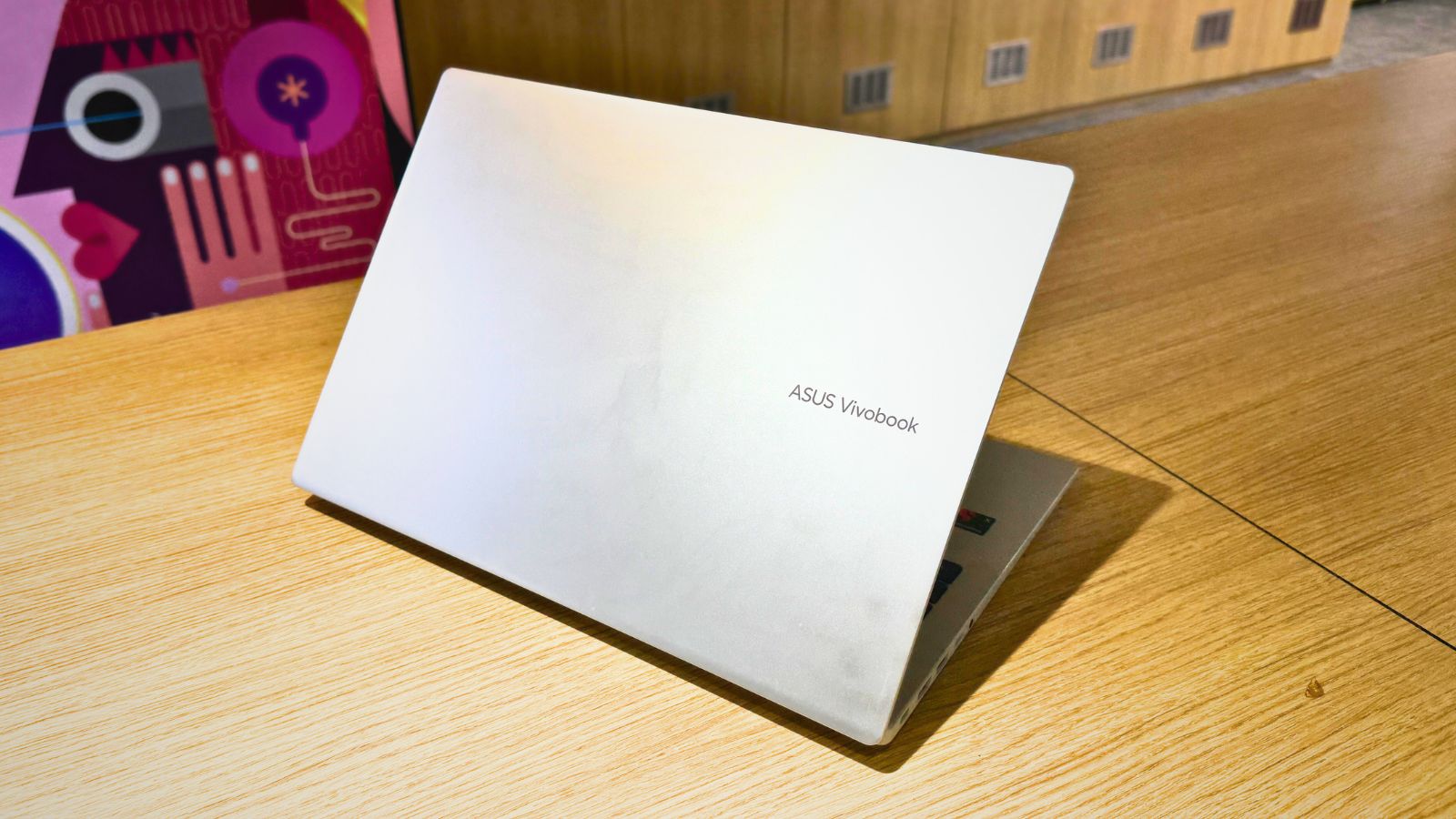 Asus Vivobook 16 Snapdragon X Delivers Value And Solid Battery