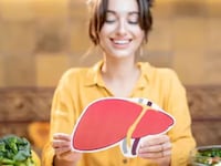 Fennel seeds aid in detoxifying liver and kidneys. 5 Simple Habits To Detoxify Your Liver And Kidneys