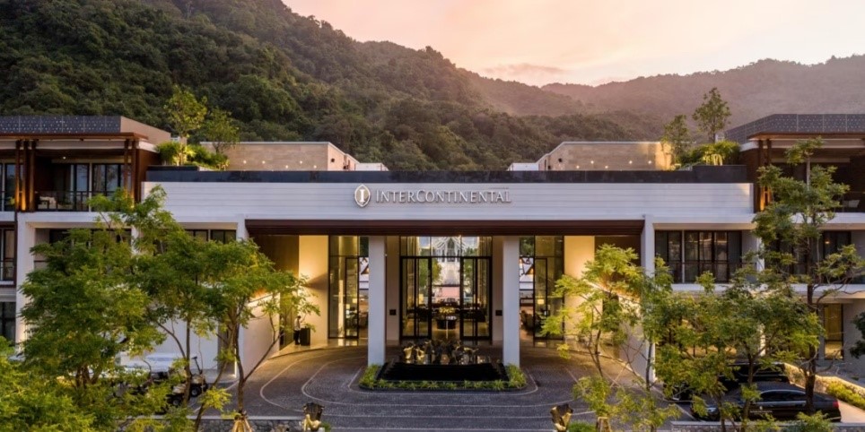 Live Your White Lotus Fantasy: 11 Luxe Southeast Asian Escapes for Your Next Indulgent Getaway