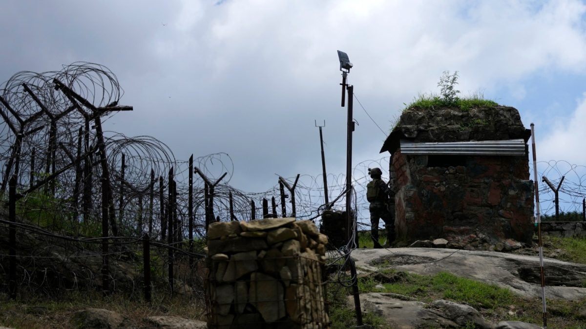 Pakistan Army Opens Fire At International Border For First Time Besides LoC, India Retaliates do sex