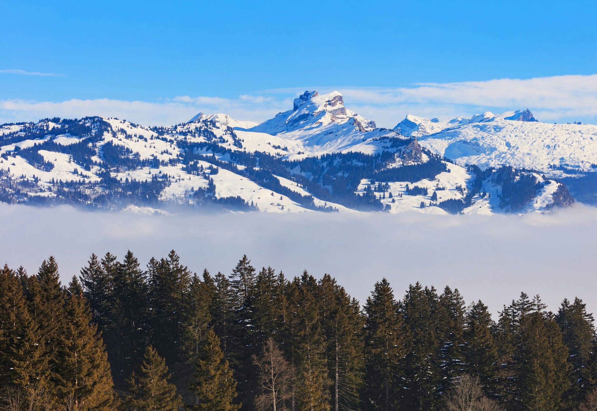 Virgo: Switzerland’s immaculate towns, serene lakes, and perfect landscapes makes it the best place for Virgo. They appreciate precision, cleanliness, and a sense of order. (Image: Pexels) Virgo: Switzerland’s immaculate towns, serene lakes, and perfect landscapes makes it the best place for Virgo. They appreciate precision, cleanliness, and a sense of order. (Image: Pexels)
