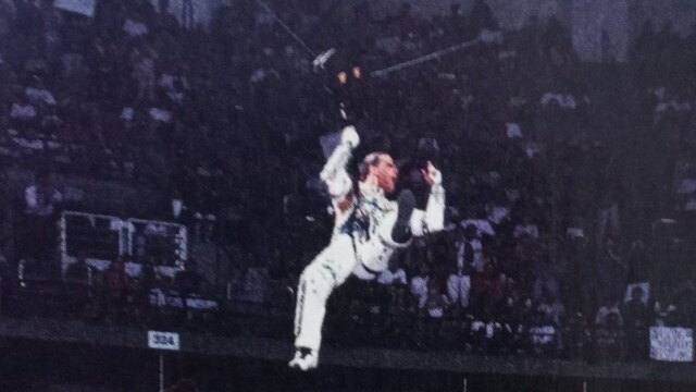 Shawn Michaels Zipline Entry At WrestleMania 12. (X) 