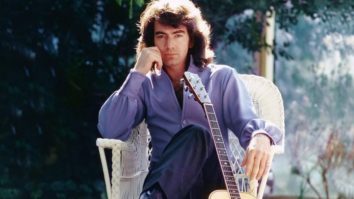 Neil Diamond’s Sweet Caroline Returns With A Remix That Has Everyone ...