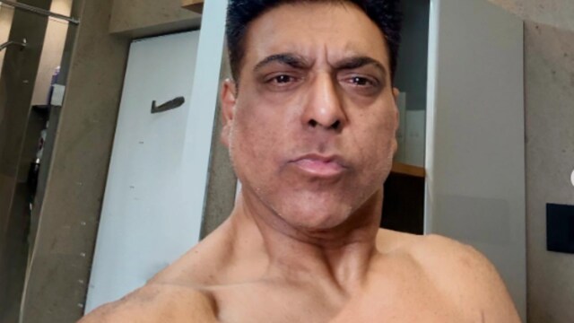 Ram Kapoor went from 140 kg to 85 kg in just one year.  
 (Photo Credits: Instagram)



