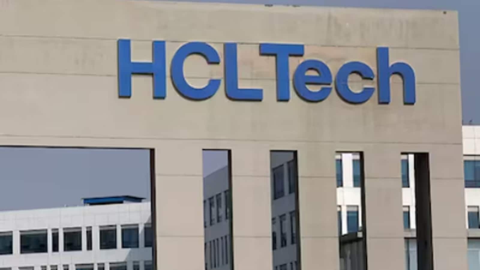 HCL Technologies ranks second with a score of 53.8, highlighting a strong commitment to reducing operational emissions and expanding energy-efficient digital solutions. HCL Technologies ranks second with a score of 53.8, highlighting a strong commitment to reducing operational emissions and expanding energy-efficient digital solutions.