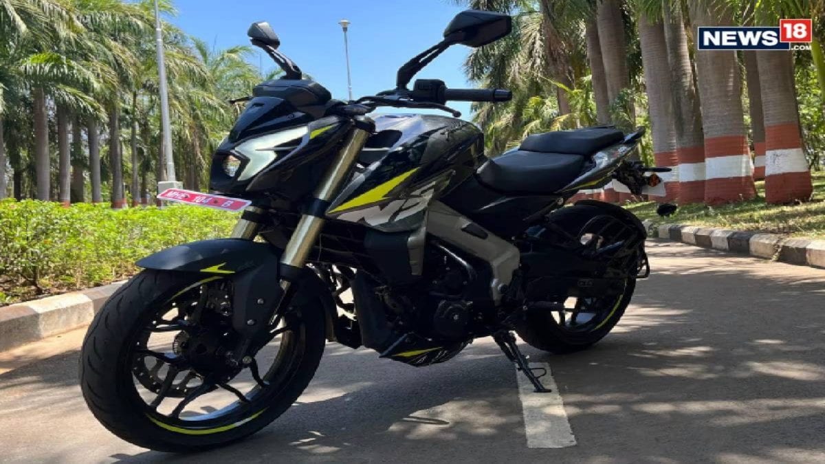 Bajaj Likely To Add New Entry-level 125cc Motorcycle To Feet, Launching Soon