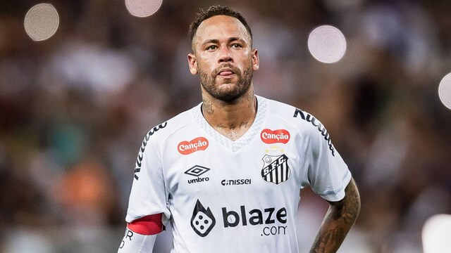 Neymar astatine  Santos (X)