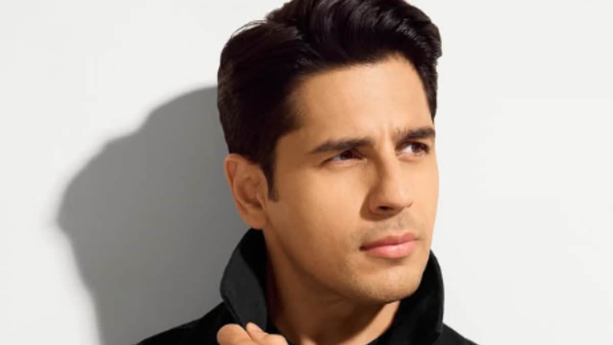 Mumbai Police’s Witty Take On The Hasee Toh Phasee Dialogue Gets A Thumbs-Up From Sidharth Malhotra
