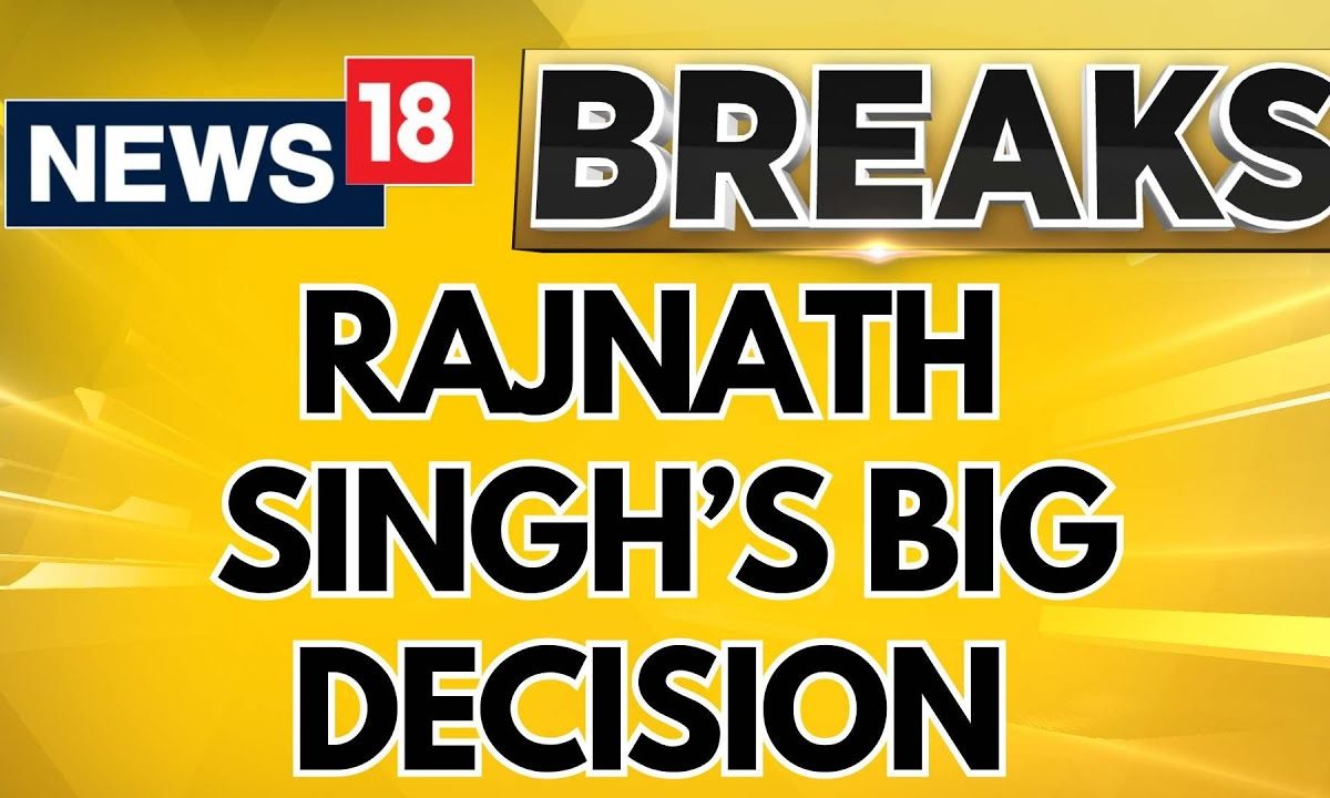 India Pakistan War | Defence Minister Rajnath Singh Meets CDS And The Tri-Service Chiefs | News18