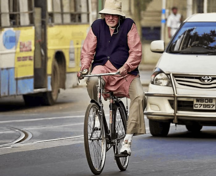 An Amitabh Bachchan film released 10 years ago continues to win hearts. Remarkably, the film not only succeeded commercially but also made history by winning 40 awards. The comedy-drama Piku, released in 2015, featured Amitabh Bachchan, Irrfan Khan, and Deepika Padukone in lead roles. It was directed by Shoojit Sircar and became a box office success after its release. (Image: IMDb) An Amitabh Bachchan film released 10 years ago continues to win hearts. Remarkably, the film not only succeeded commercially but also made history by winning 40 awards. The comedy-drama Piku, released in 2015, featured Amitabh Bachchan, Irrfan Khan, and Deepika Padukone in lead roles. It was directed by Shoojit Sircar and became a box office success after its release. (Image: IMDb)