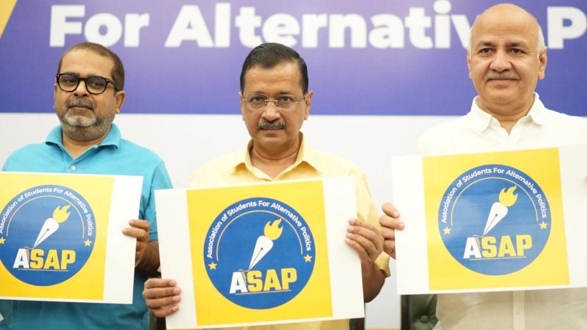 AAP 2011 के आंदोलन में प्रेरणा खींचता है, युवाओं के साथ पुनर्मिलन के लिए “जल्द से जल्द” लॉन्च करता है