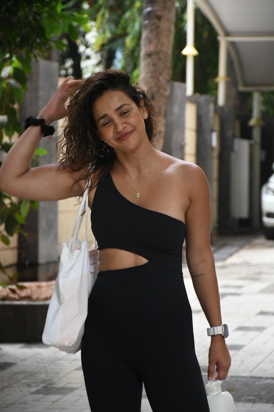 Aisha Sharma Aisha Sharma