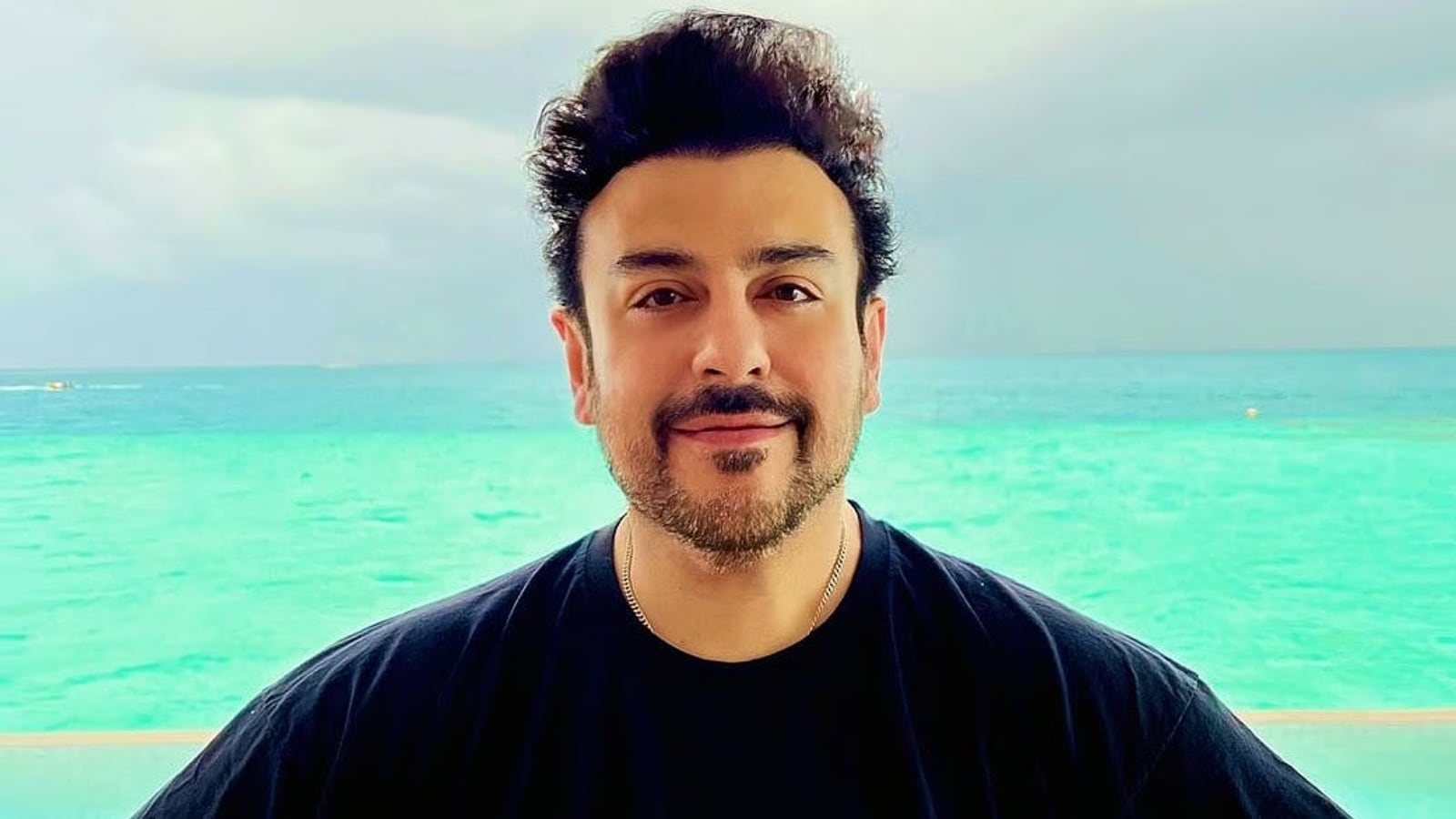 Adnan Sami Calls Mumbai Airport’s Pranaam Service ‘Shameful’, Pens Angry Note