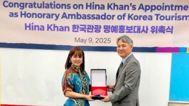 Hina Khan is present  the Honorary Ambassador For Korea Tourism.