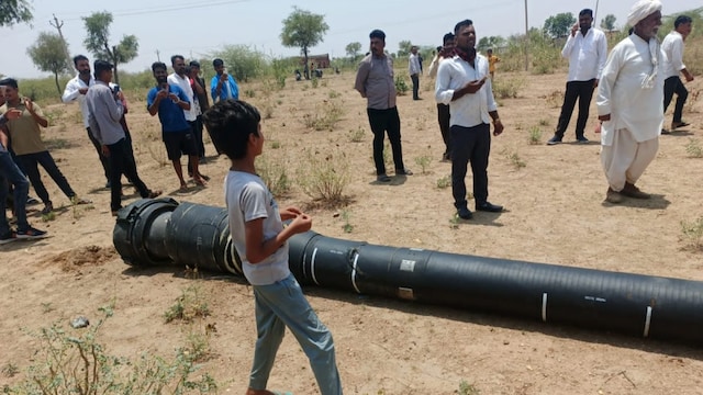 A police officer who was at the spot told CNN-News18 that the area remained cordoned off for about 6-7 hours until Indian Army personnel came and took the object away. Image/News18