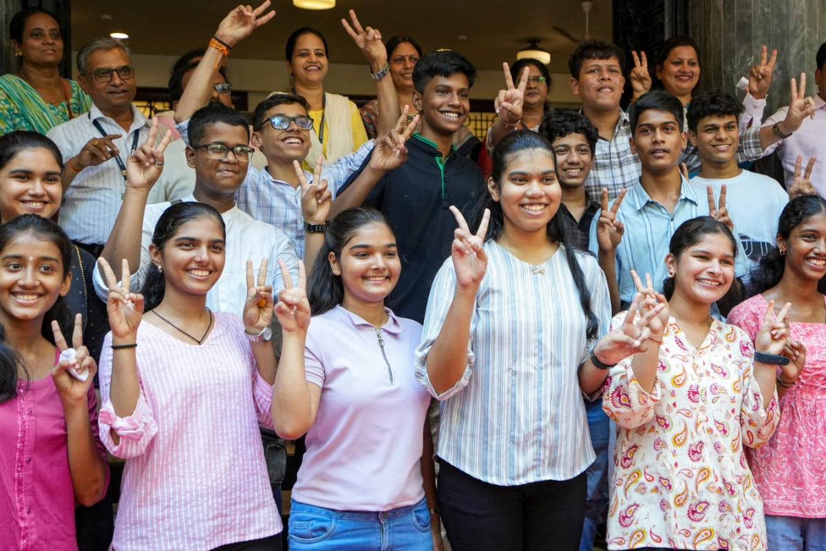HBSE 10th Result 2025 Declared: 92.49% Pass Haryana Board Class 10 Exam, Toppers List Here