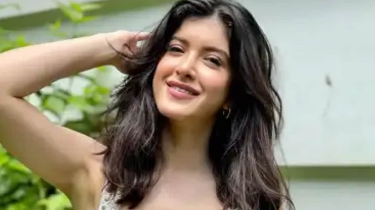 Shanaya Kapoor on Bollywood Debut and Privilege