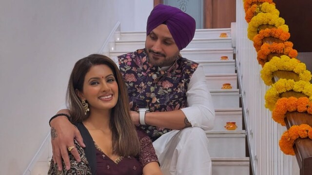 Geeta Basra is joined  to Harbhajan Singh.