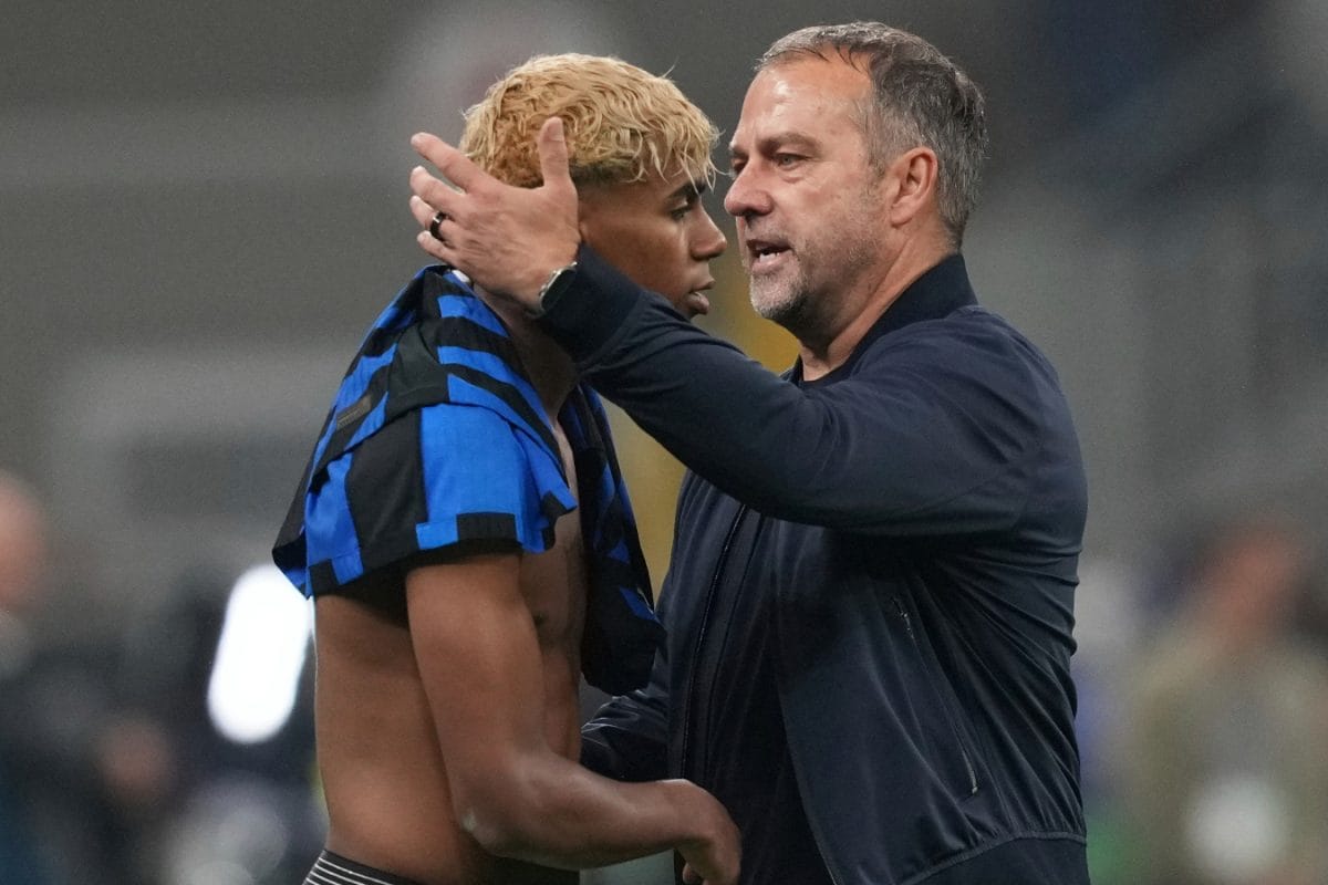 Hansi Flick Doesn't Like Lamine Yamal Hype, Wants Superstar To Improve Defending