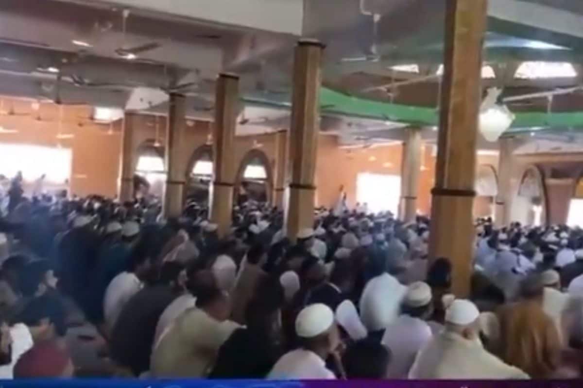 Islamabad Cleric’s Call To Fight India Met With Silence, Blasts Pakistan Army In Viral Video