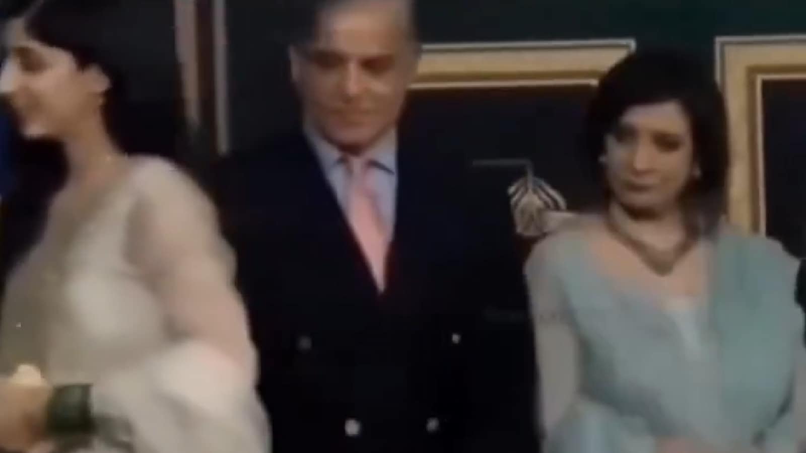 Caught In The Act? Video Of Shehbaz Sharif ‘Deep-Scanning’ Actor Mawra Hocane Goes Viral