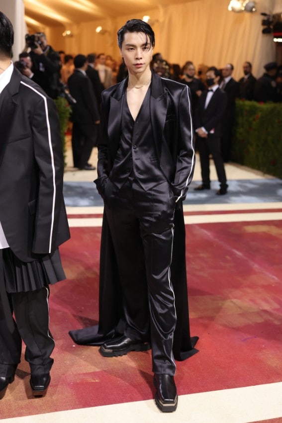 NCT Johnny Met Gala NCT Johnny Met Gala